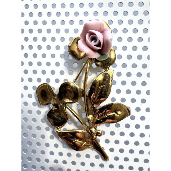 Vintage Porcelain Pink Rose Gold-Tone Floral Brooch - Picture 3 of 7